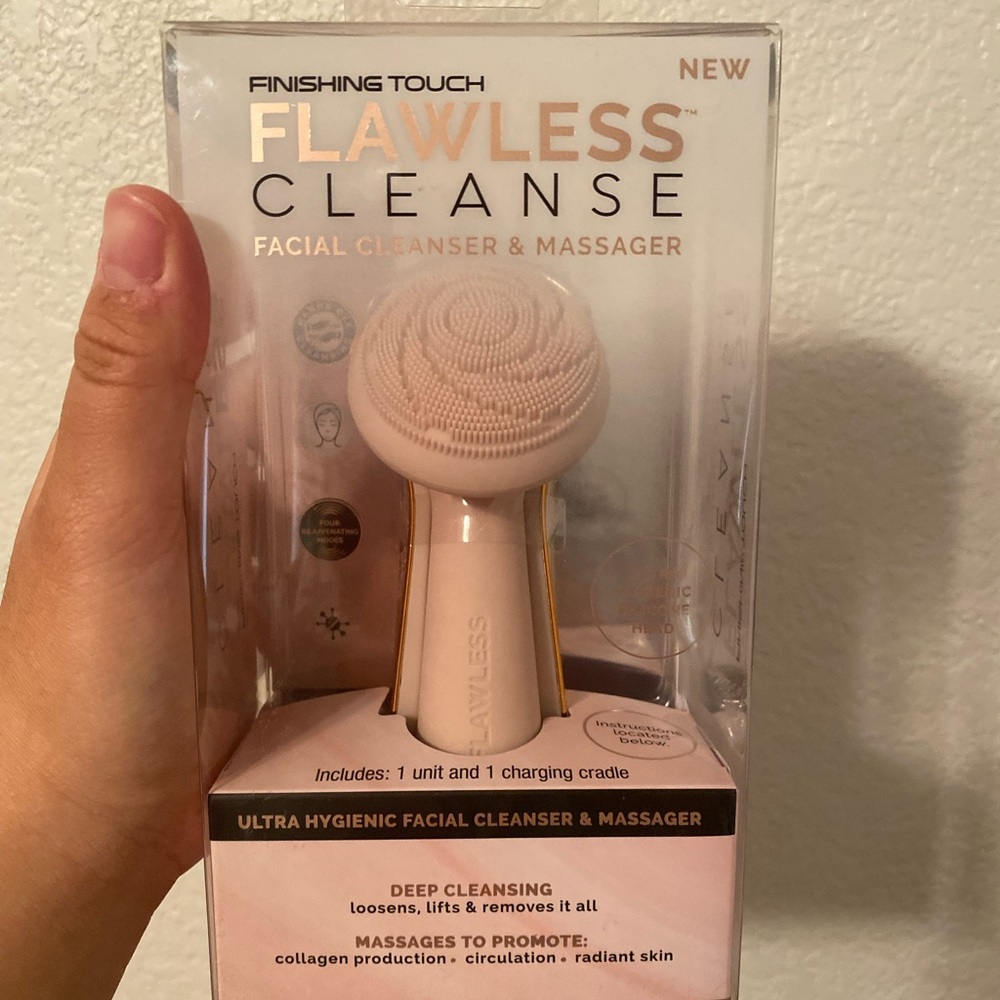 FLAWLESS CLEANSE